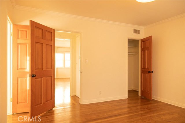 Detail Gallery Image 15 of 24 For 1745 N Mariposa, Los Angeles,  CA 90027 - 1 Beds | 1 Baths