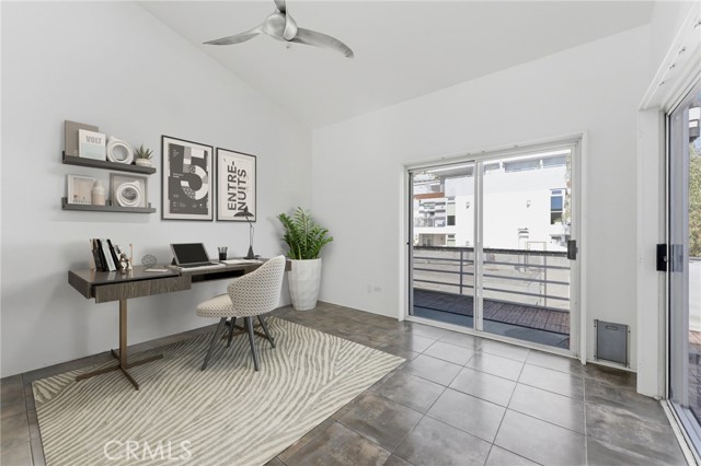 Detail Gallery Image 11 of 27 For 1222 Kings Rd #11,  West Hollywood,  CA 90069 - 2 Beds | 2 Baths