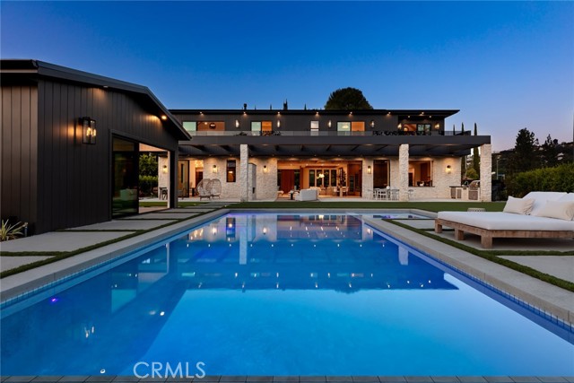 4601 Vista De Oro Avenue, Woodland Hills CA: https://media.crmls.org/medias/33dcbc2f-93fe-4ea0-8453-1f79ef5fcb57.jpg
