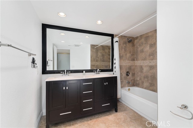 Detail Gallery Image 27 of 44 For 1142 Flintlock, Diamond Bar,  CA 91765 - 5 Beds | 3/1 Baths