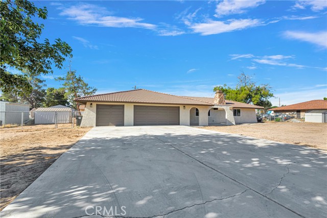 Image 2 for 20717 Eyota Rd, Apple Valley, CA 92308