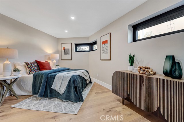 Detail Gallery Image 44 of 55 For 876 Center St, El Segundo,  CA 90245 - 3 Beds | 2/1 Baths