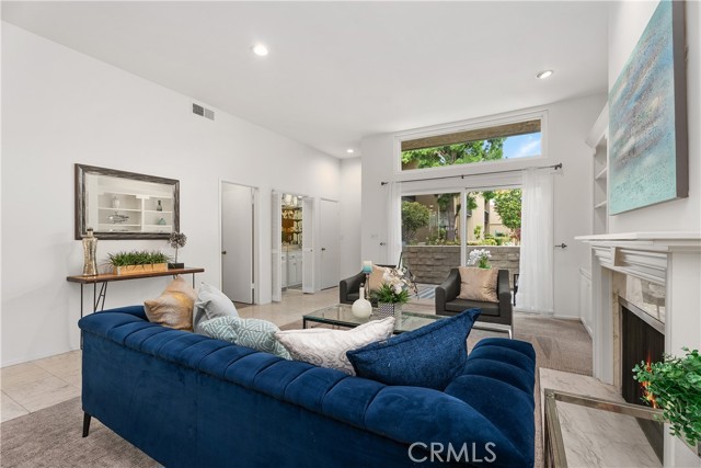 980 Palo Verde Avenue, Long Beach CA: https://media.crmls.org/medias/33df2213-c8e7-4681-a262-915a47a0931c.jpg