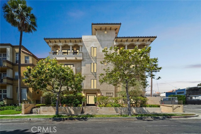 Detail Gallery Image 1 of 1 For 1215 Armacost Ave #103,  Los Angeles,  CA 90025 - 1 Beds | 1 Baths