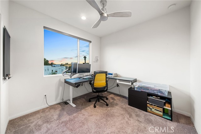 Detail Gallery Image 31 of 34 For 329 N Standard, Santa Ana,  CA 92701 - 4 Beds | 3/1 Baths