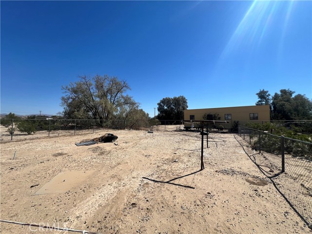 Detail Gallery Image 8 of 24 For 4515 Sierra Way, Twentynine Palms,  CA 92277 - 2 Beds | 1 Baths