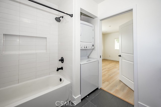 25252 Atwood Boulevard, Newhall CA: https://media.crmls.org/medias/33e150e2-c8e3-436c-bdf5-31a9a5f2c51c.jpg