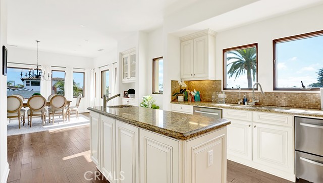 1699 Calle De Los Alamos, San Clemente CA: https://media.crmls.org/medias/33e2841d-fe64-4599-bb22-46d14dd6b5f9.jpg
