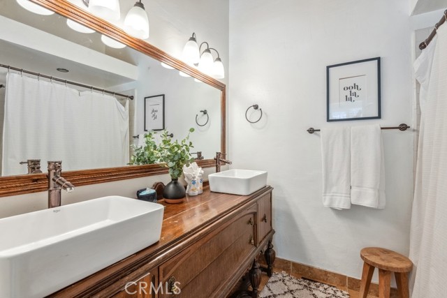 43121 Grizzly Road, Big Bear Lake CA: https://media.crmls.org/medias/33e2ceb1-9099-4bf9-89bf-03995d2d33c4.jpg