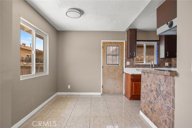 1163 W 3rd Street, Pomona CA: https://media.crmls.org/medias/33e35e86-fe47-4cb8-9cb2-c2b6dc4ad345.jpg