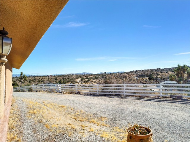 Detail Gallery Image 20 of 75 For 5040 Brisbane Ave, Yucca Valley,  CA 92284 - 3 Beds | 2 Baths