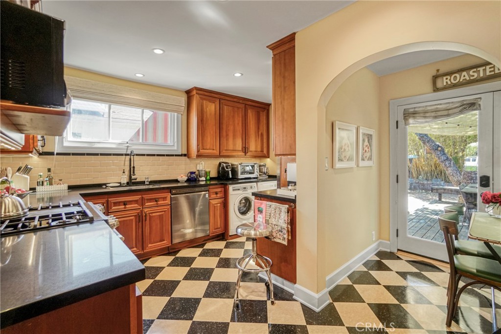 MLS #SR25239659 image #19