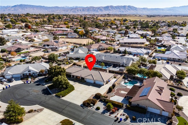 Detail Gallery Image 5 of 42 For 19783 Lara Ln, Apple Valley,  CA 92308 - 4 Beds | 3 Baths