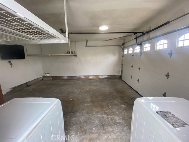 Detail Gallery Image 14 of 14 For 7107 E Aivlis, Long Beach,  CA 90815 - 4 Beds | 2 Baths