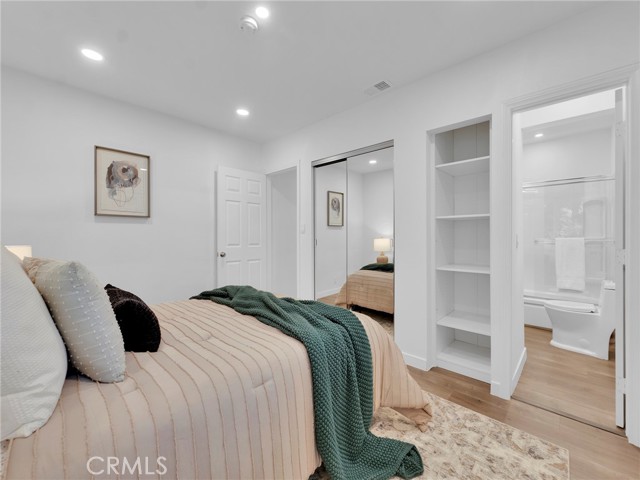 Detail Gallery Image 18 of 22 For 10050 Gloria Ave, Granada Hills,  CA 91343 - 3 Beds | 2/1 Baths