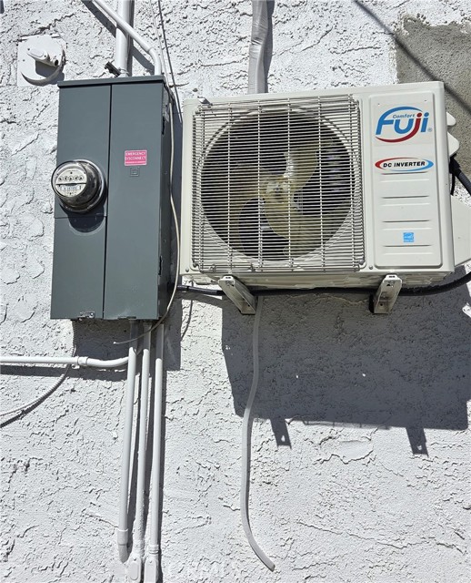 Detail Gallery Image 23 of 30 For 13567 Eldridge, Sylmar,  CA 91342 - 3 Beds | 2 Baths