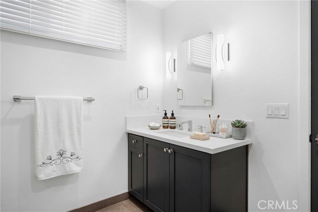 Detail Gallery Image 16 of 54 For 125 Hurlbut St #108,  Pasadena,  CA 91105 - 2 Beds | 2 Baths