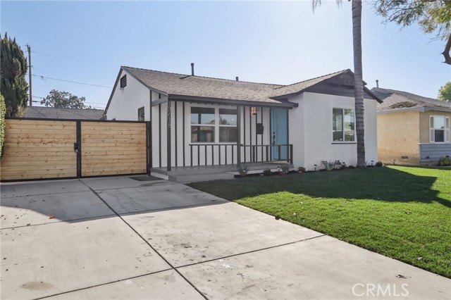 13618 Mcnab Avenue, Bellflower, California 90706, 3 Bedrooms Bedrooms, ,2 BathroomsBathrooms,Single Family Residence,For Sale,Mcnab,TR25028814