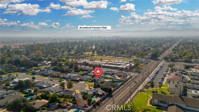 325 Echo Court, San Bernardino CA: https://media.crmls.org/medias/33ea9b4e-6571-4398-8324-ee7b24d3aa3c.jpg