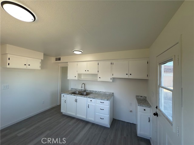 Detail Gallery Image 4 of 15 For 829 Holt Ave, Holtville,  CA 92250 - 3 Beds | 1 Baths