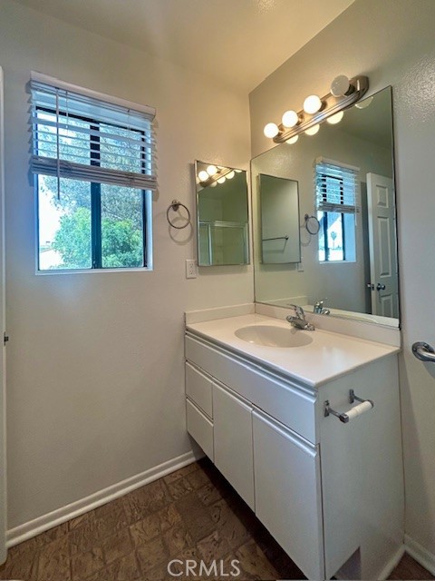 Detail Gallery Image 25 of 32 For 5821 Sylmar Ave #4,  Van Nuys,  CA 91401 - 2 Beds | 2 Baths