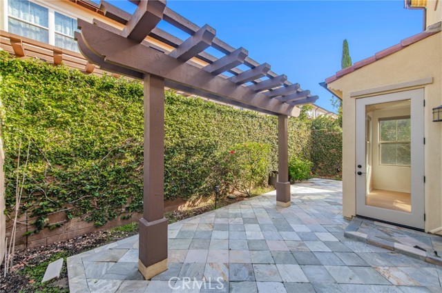 27 Maycrest, Irvine CA: https://media.crmls.org/medias/33ec4305-b509-4621-a85a-857dd9b1db8d.jpg