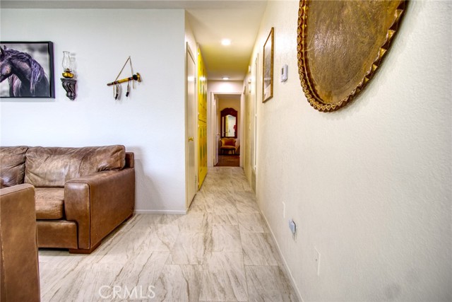 6367 Split Rock Avenue, 29 Palms CA: https://media.crmls.org/medias/33ed567e-e4cd-41da-b37d-19ec5721187a.jpg