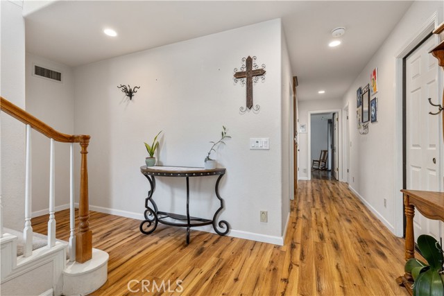 9555 Santa Cruz Road, Atascadero CA: https://media.crmls.org/medias/33edb5de-c926-488e-9061-fa10f7e4b75c.jpg