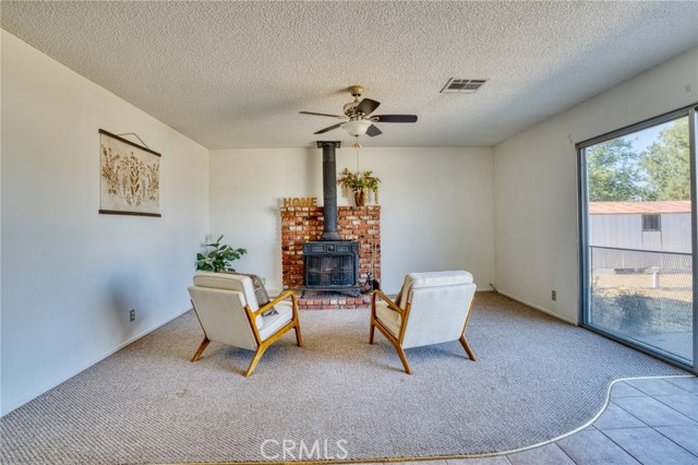 43320 41st W Street, Lancaster CA: https://media.crmls.org/medias/33eeff32-4fb2-487c-a0ff-8c4f5688a203.jpg