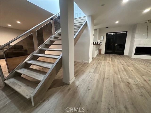 Detail Gallery Image 18 of 42 For 5128 Llano, Woodland Hills,  CA 91364 - 3 Beds | 3 Baths