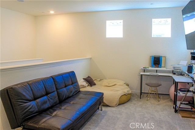 Detail Gallery Image 15 of 34 For 16281 Castello Ln #2,  Fontana,  CA 92336 - 3 Beds | 2/1 Baths