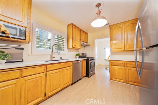 5650 Lemon, Long Beach CA: https://media.crmls.org/medias/33f321dd-ee65-414a-9f76-4f3af338b6b6.jpg