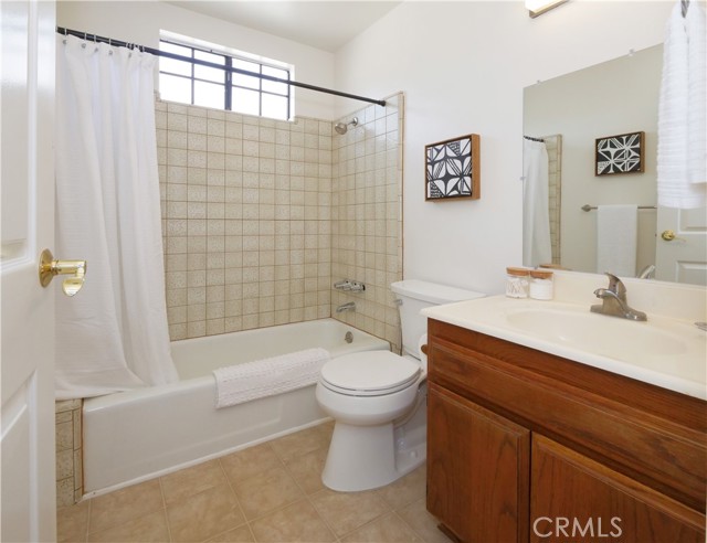 2014 Farrell Avenue, Redondo Beach, California 90278, ,Residential Income,Sold,Farrell,SB21212484