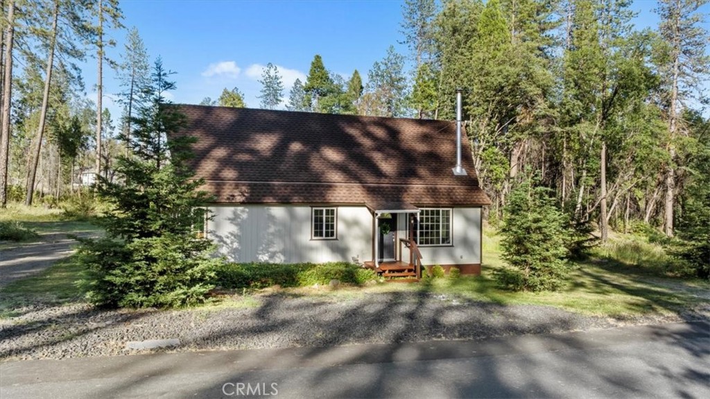 8 Meadow Lane