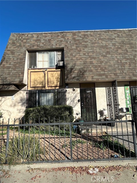 Detail Gallery Image 6 of 13 For 246 E 21st, San Bernardino,  CA 92404 - – Beds | – Baths