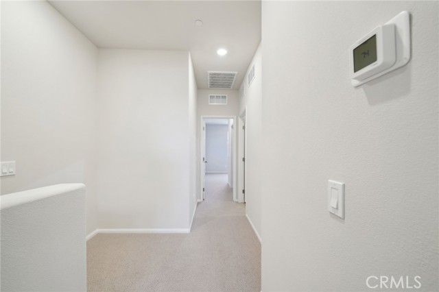221 Aurora Lane, Pomona CA: https://media.crmls.org/medias/33f57ef2-5818-4207-8350-63914491a7cf.jpg