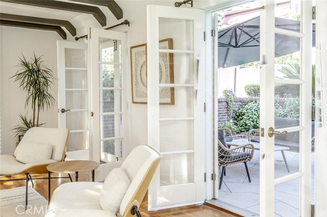 1640 Ard Eevin Avenue, Glendale CA: https://media.crmls.org/medias/33f59fdf-6ab8-4869-a294-f6e377964266.jpg