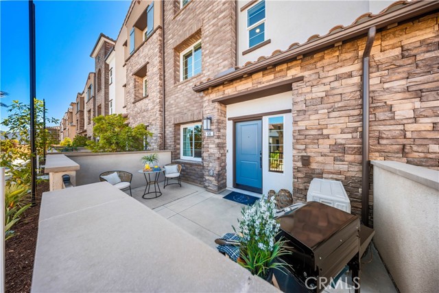 Detail Gallery Image 2 of 18 For 2853 via Descanso, Camarillo,  CA 93012 - 2 Beds | 2/1 Baths