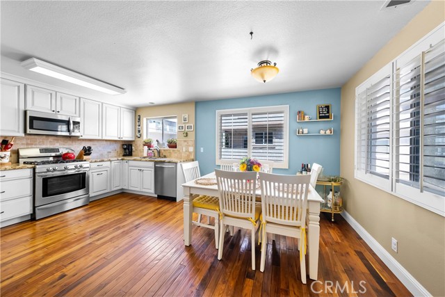 Nook, Kitchen and Walnut flooring