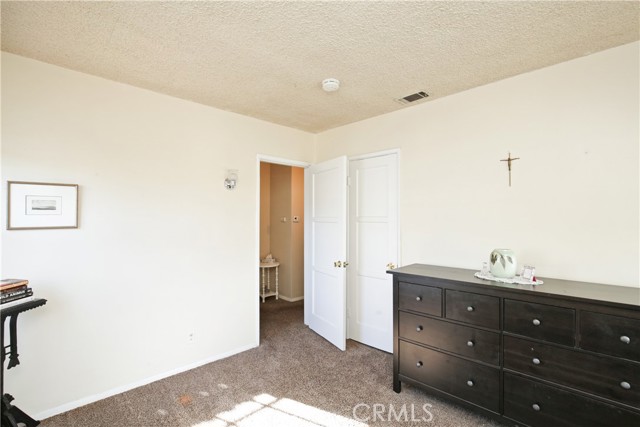 Detail Gallery Image 5 of 12 For 9403 Holbrook St, Pico Rivera,  CA 90660 - 3 Beds | 1 Baths