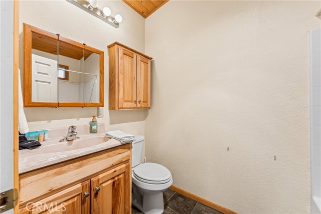 Detail Gallery Image 18 of 32 For 904 Michael Ave, Big Bear City,  CA 92314 - 3 Beds | 2 Baths