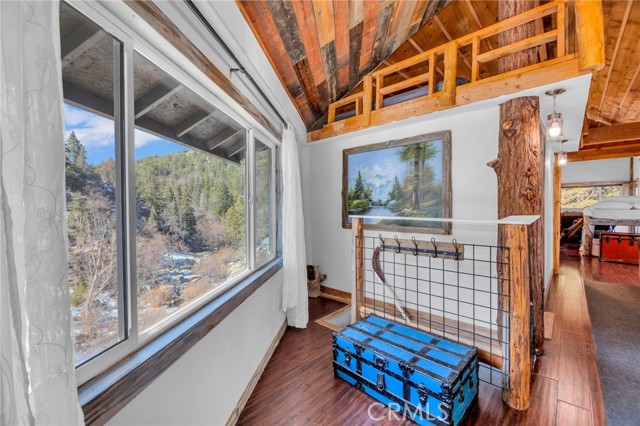 33141 Big Bear Lake Road, Running Springs, CA 92382