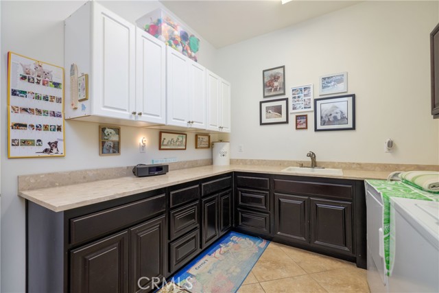 Image 4 of 37 For 57755 Barristo Circle