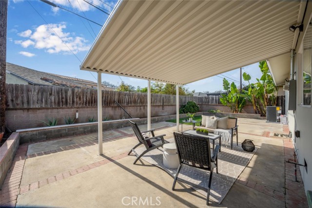 Detail Gallery Image 22 of 31 For 2612 Manhattan Beach Bld, Gardena,  CA 90249 - 3 Beds | 2 Baths