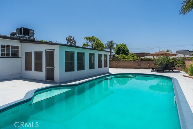 4503 N Glenvina Avenue, Covina CA: https://media.crmls.org/medias/33f7abd7-31a5-4e0a-a003-c9570bb85146.jpg