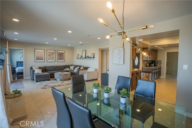 Detail Gallery Image 11 of 42 For 2067 Glentree, Lomita,  CA 90717 - 4 Beds | 4 Baths