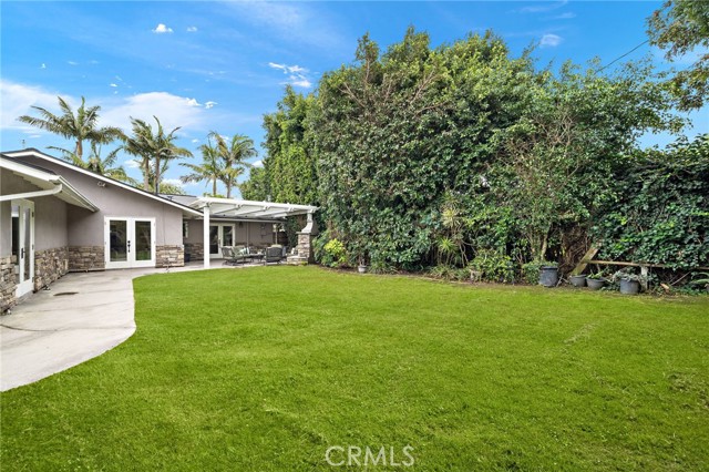 17327 Santa Lucia Street, Fountain Valley CA: https://media.crmls.org/medias/33f8086a-a214-4f4c-8642-7dfc388ebd1a.jpg