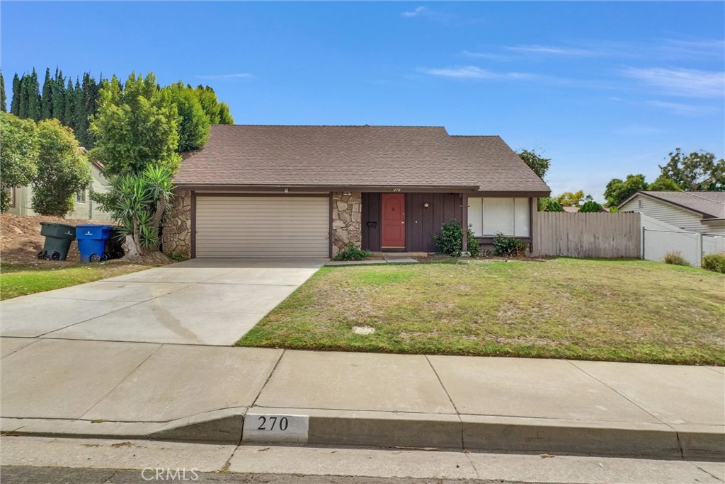 270 W Blaine