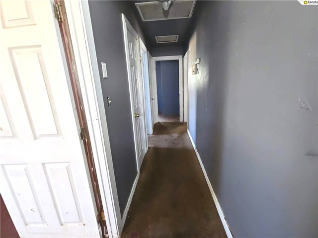 Detail Gallery Image 21 of 27 For 1923 W Pontiac, Fresno,  CA 93705 - 4 Beds | 2 Baths