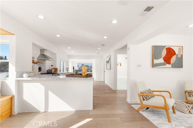 Detail Gallery Image 3 of 15 For 503 Oleander, Los Angeles,  CA 90042 - 4 Beds | 2 Baths